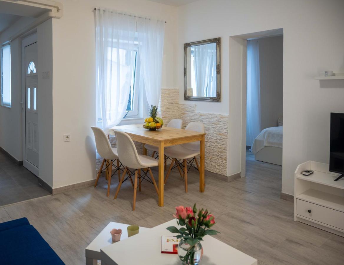 Apartment Montona PUY Exterior foto