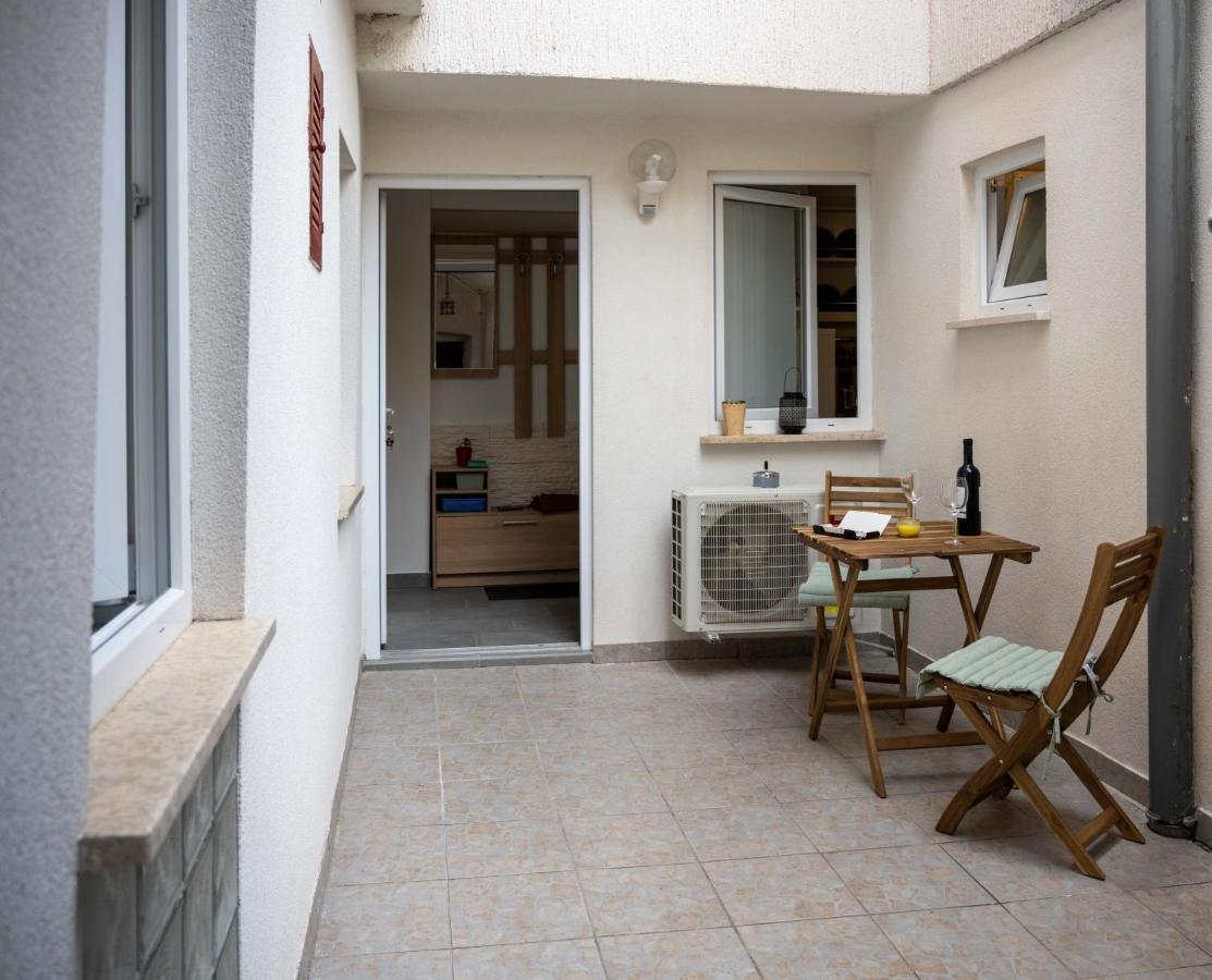 Apartment Montona PUY Exterior foto